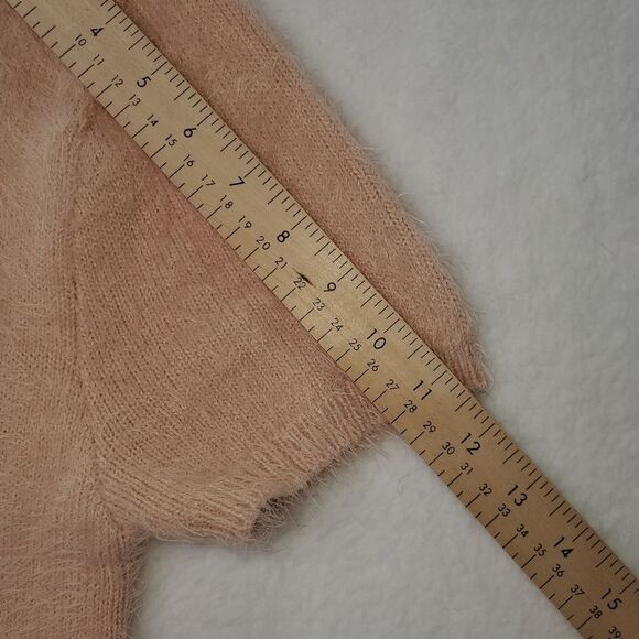 Forever 21 Fuzzy Square Neckline Short Sleeve Pink Blush Sweater 1X - Picture 8 of 16